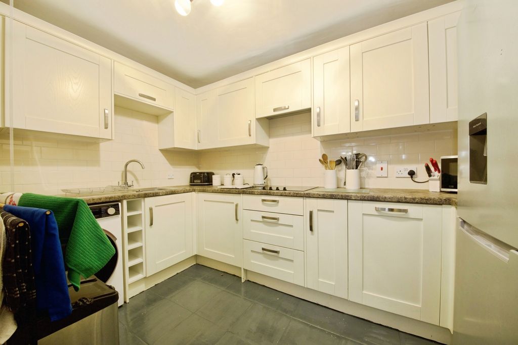 Property photo 3 of 13 Pbox-Img.Jpg