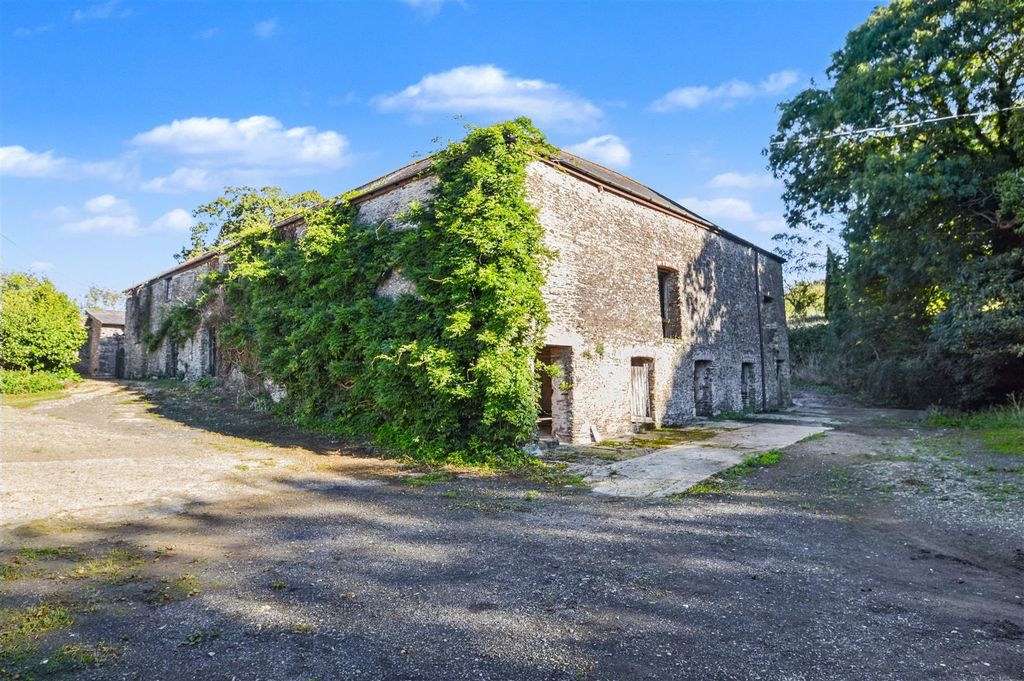 Property photo 3 of 41 Barns