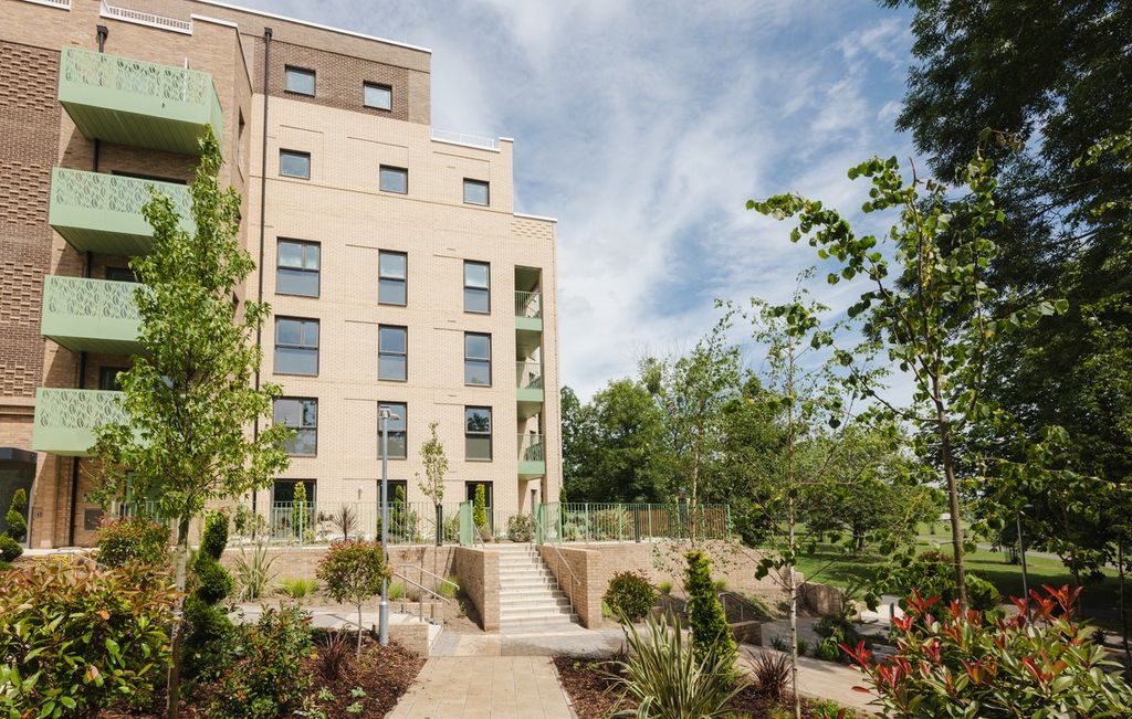 Property photo 2 of 12 Fairview New Homes - Zoopla -