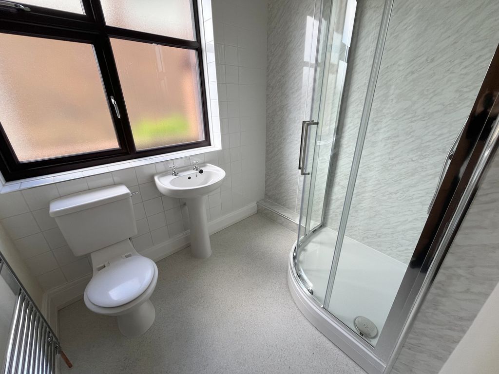 Property photo 3 of 13 Shower Room