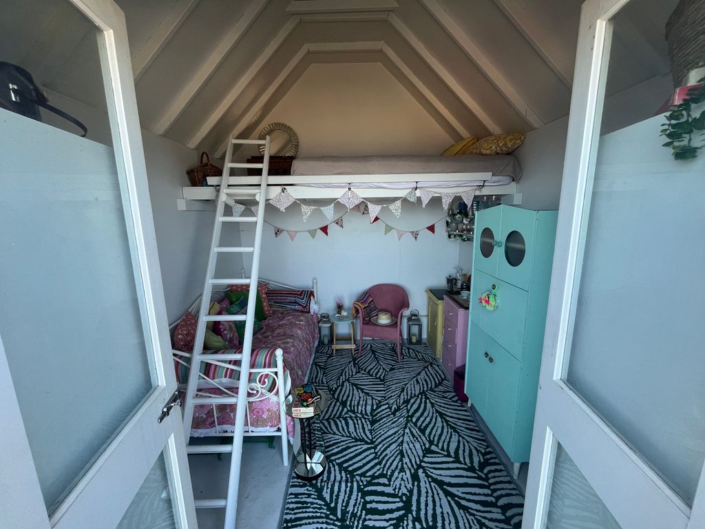 Property photo 1 of 14 Interior