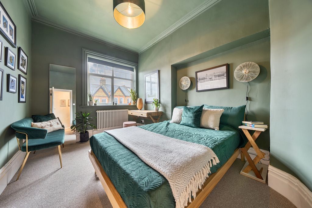 Property photo 3 of 13 1423049-4-69Cbb14...