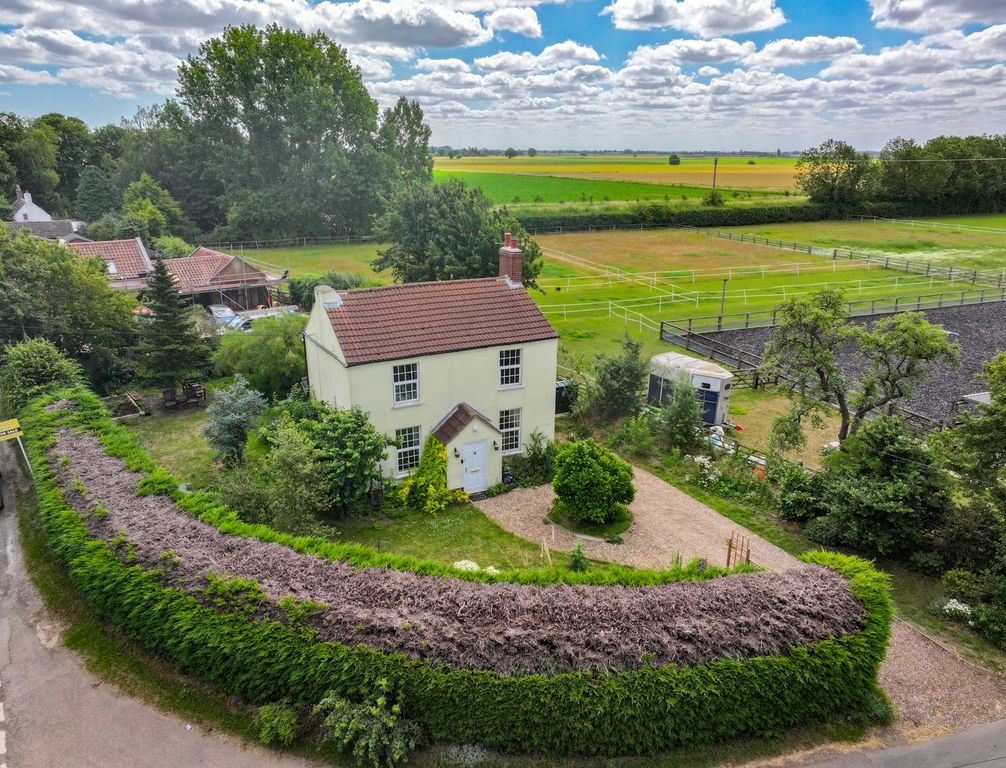 Property photo 1 of 19