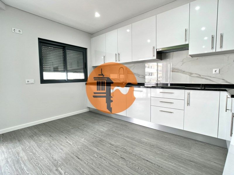 Property photo 2 of 30