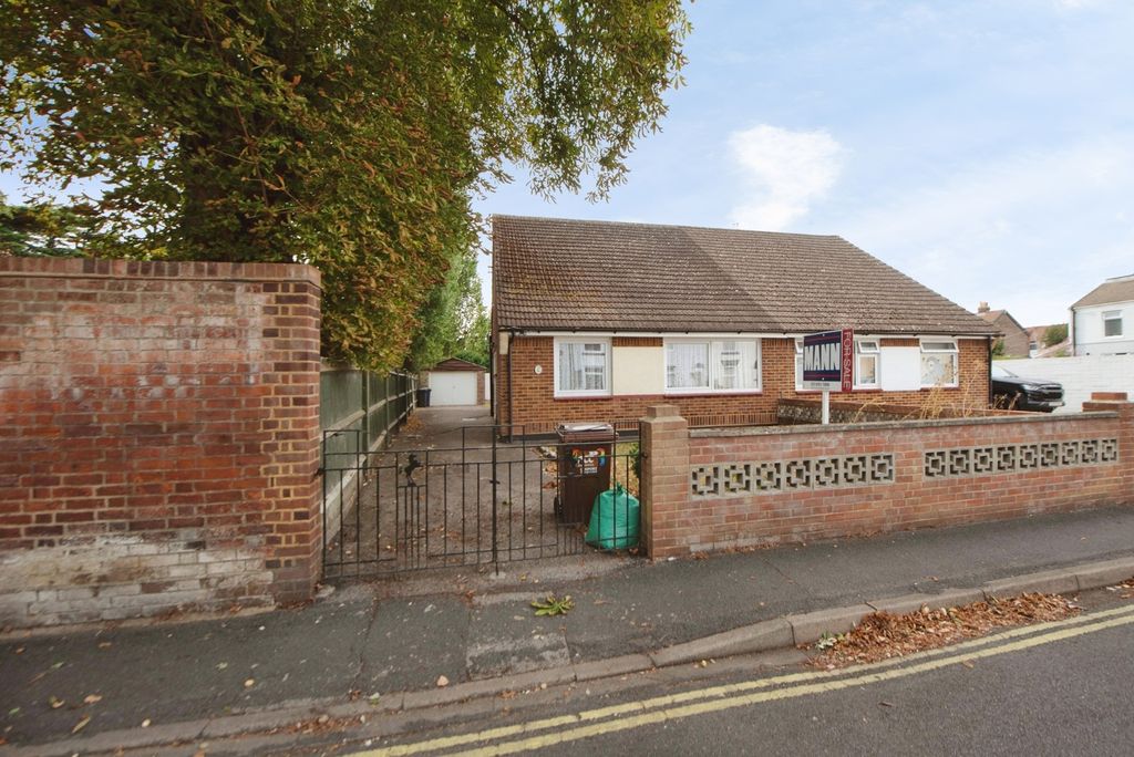 Property photo 1 of 12 Pbox-Img.Jpg