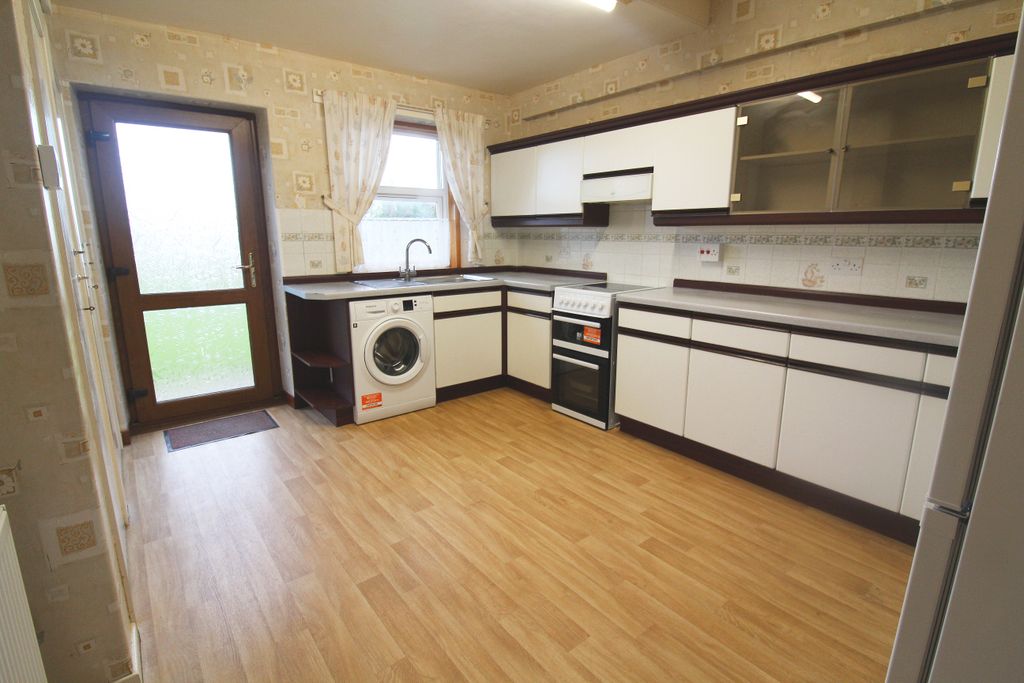 Additional image 4 of 2 bed semi-detached bungalow for saleSutherland Street, Buckie AB56