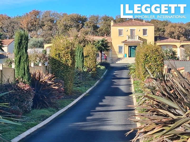 Property photo 3 of 10