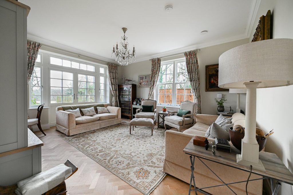 Property photo 2 of 15