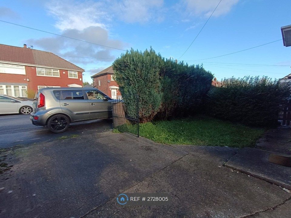 Property photo 3 of 23