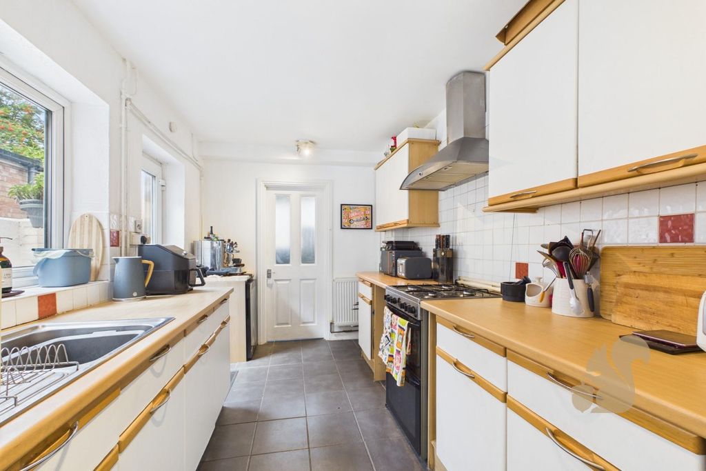 Property photo 3 of 19 Cam01659G0-Pr0566-Still011.Jpg