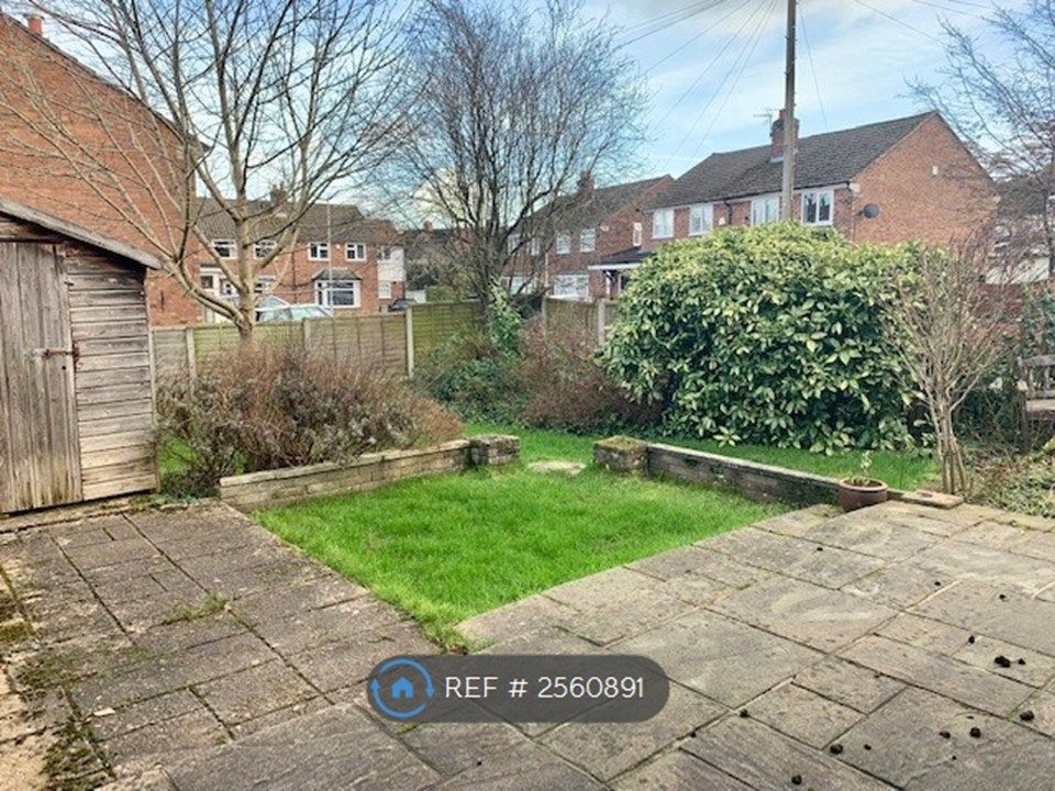 Property photo 3 of 13 Garden