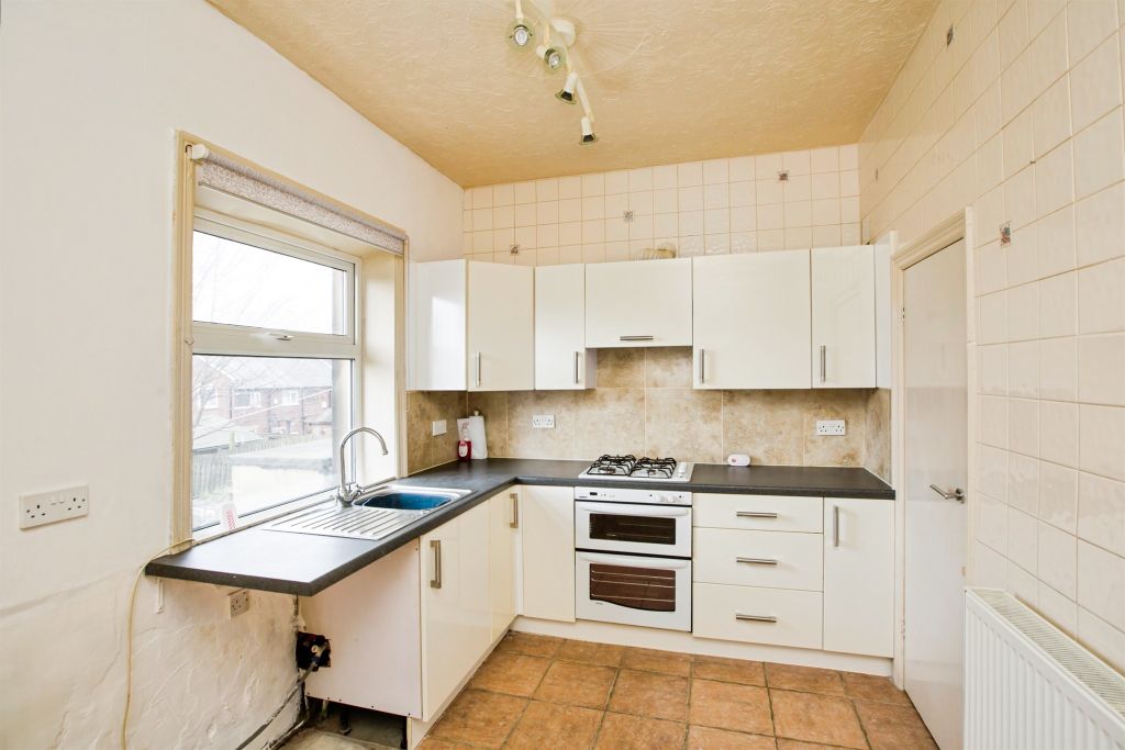 Property photo 3 of 17