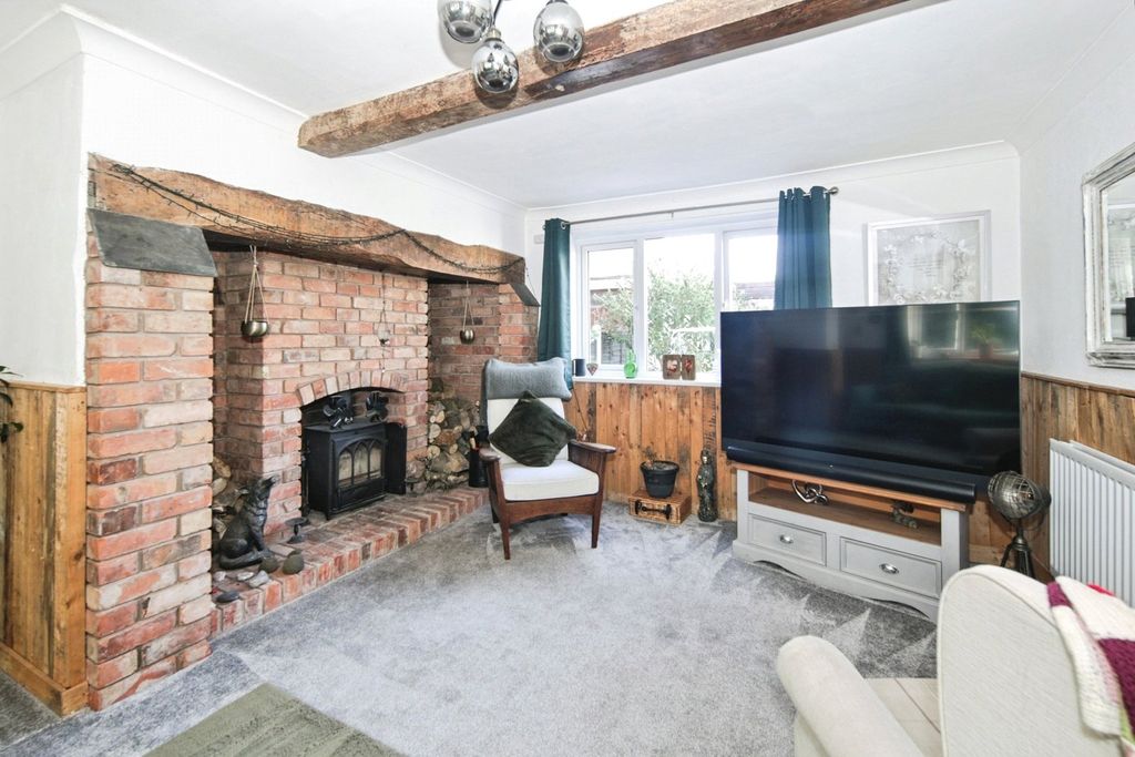Property photo 3 of 25 Picture No. 49