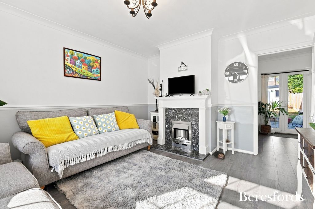 Property photo 2 of 19 Picture No. 08