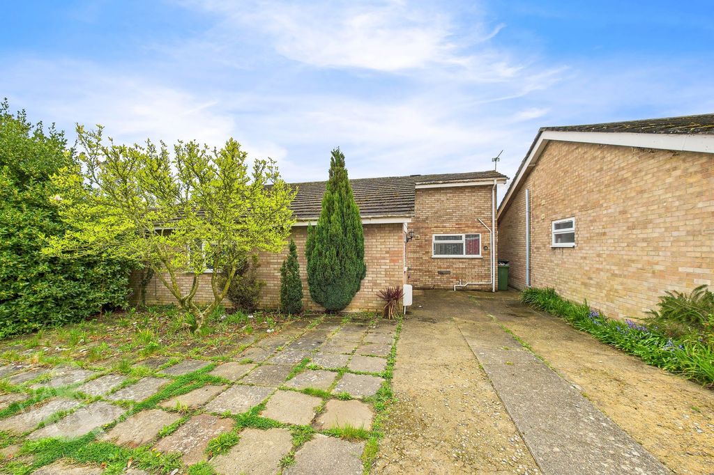 Property photo 1 of 23