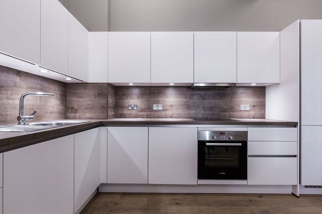 Property photo 1 of 13 Kitchen (Example)