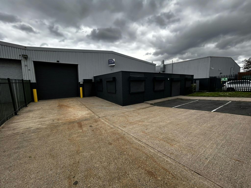 Property photo 1 of 4 8d3A3567B425F917c5581c510E86Cb54Letting312181.Jpeg