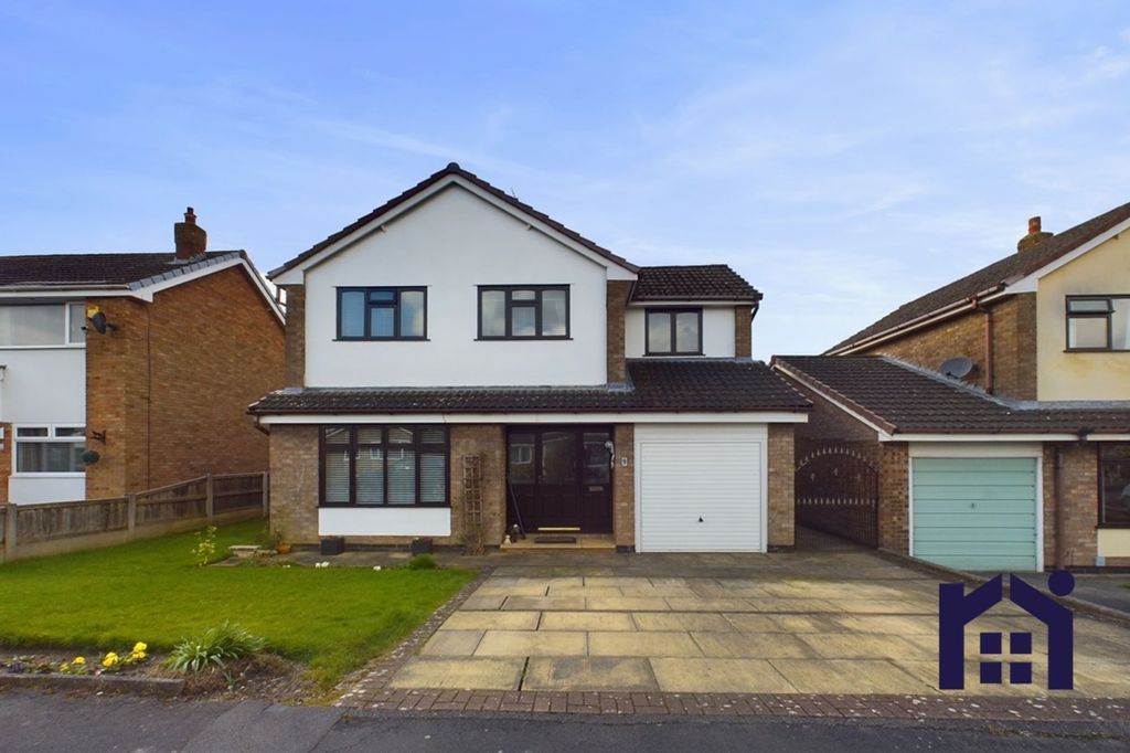 Property photo 1 of 24