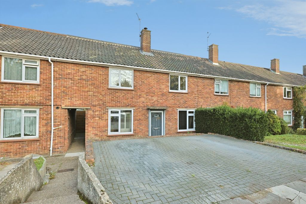 Property photo 1 of 20