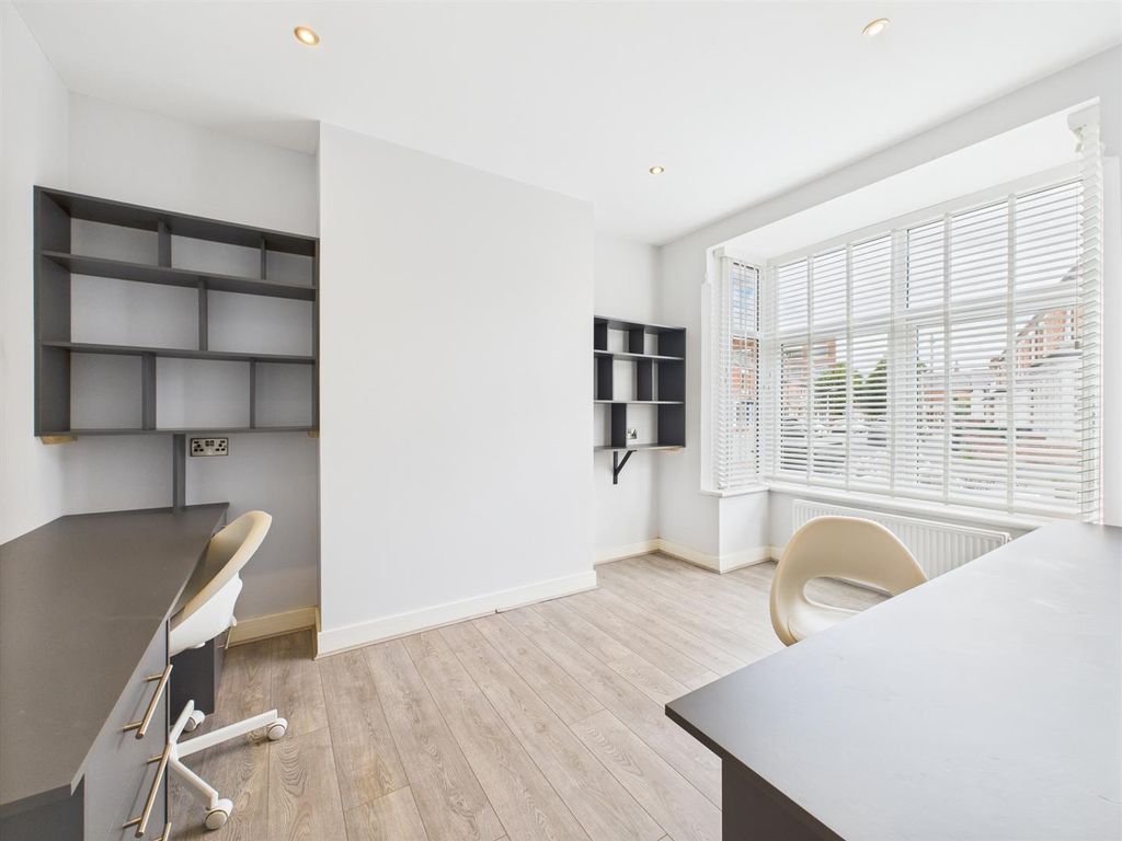 Property photo 1 of 7 Cam04063G0-Pr0068-Still001.Jpg