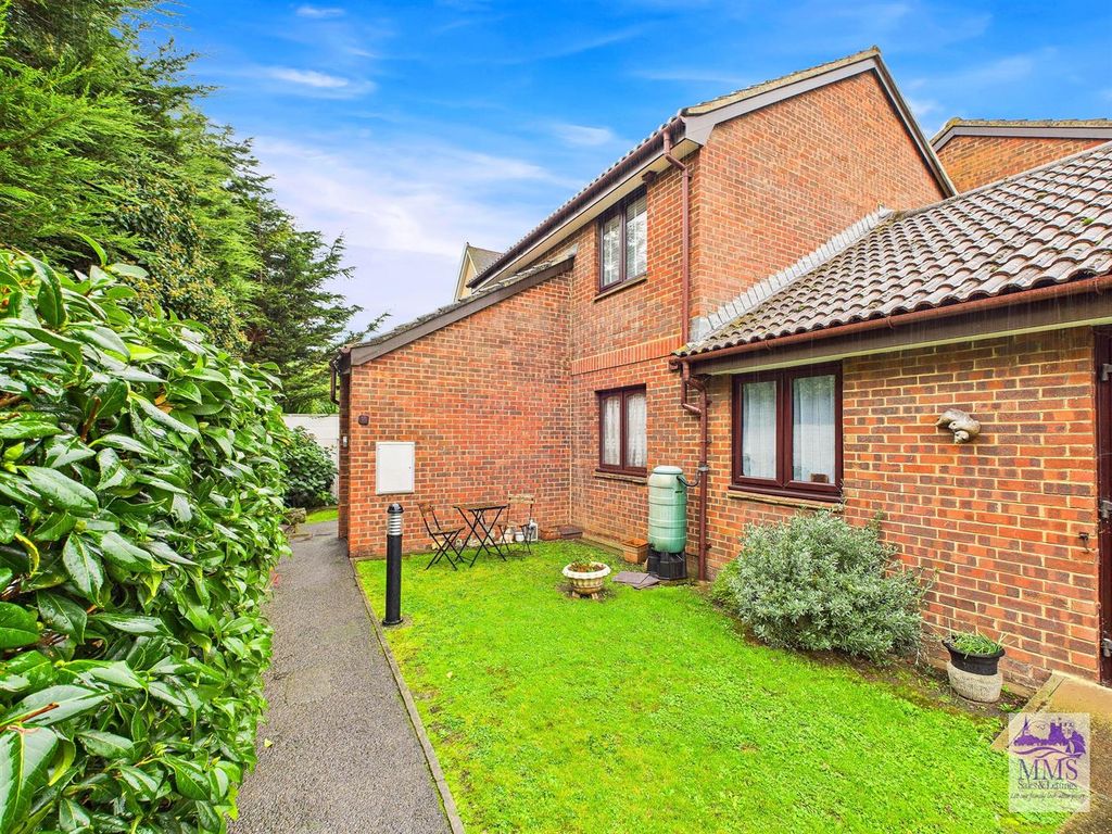 Property photo 2 of 10 Cam04098G0-Pr0116-Still009.Jpg