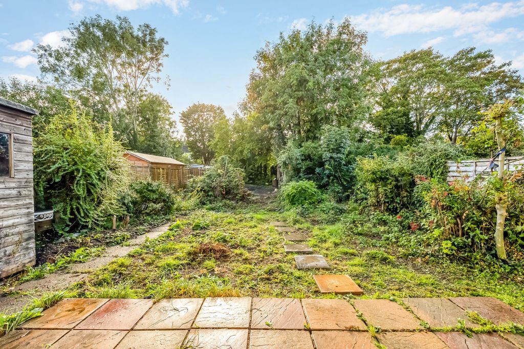 Property photo 2 of 6 13 Cedar Grove-4