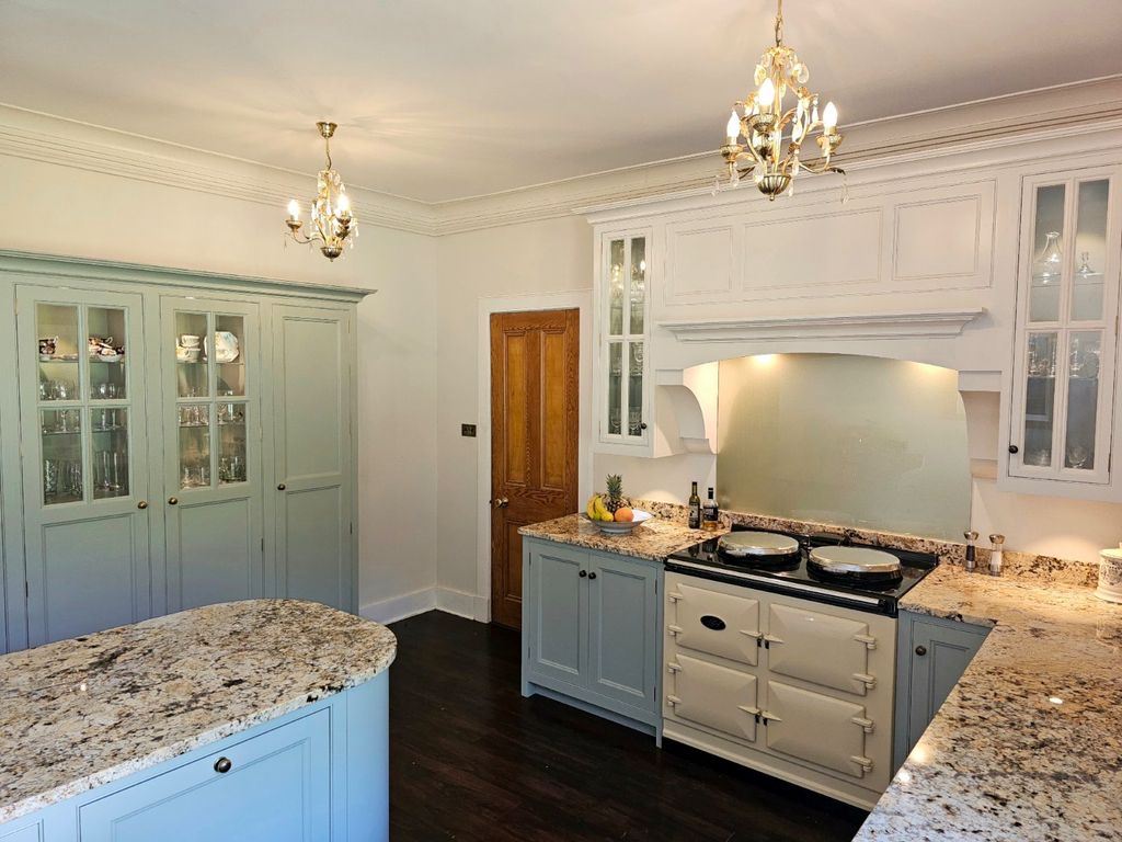 Property photo 3 of 24 The Old Manse