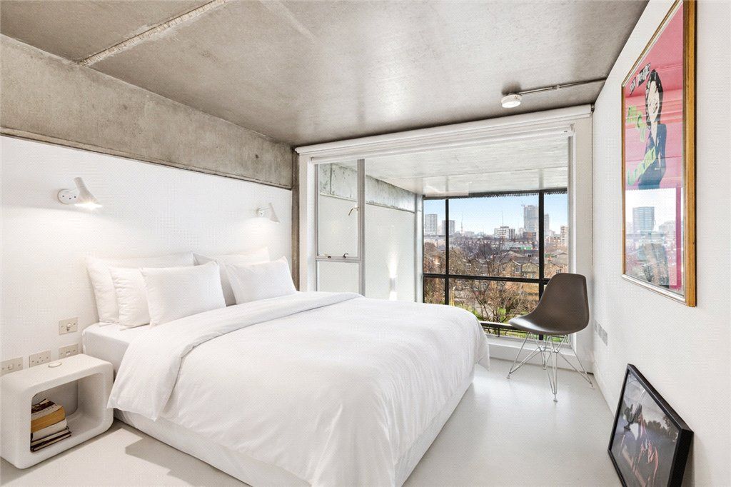 Property photo 3 of 19 Picture No. 23