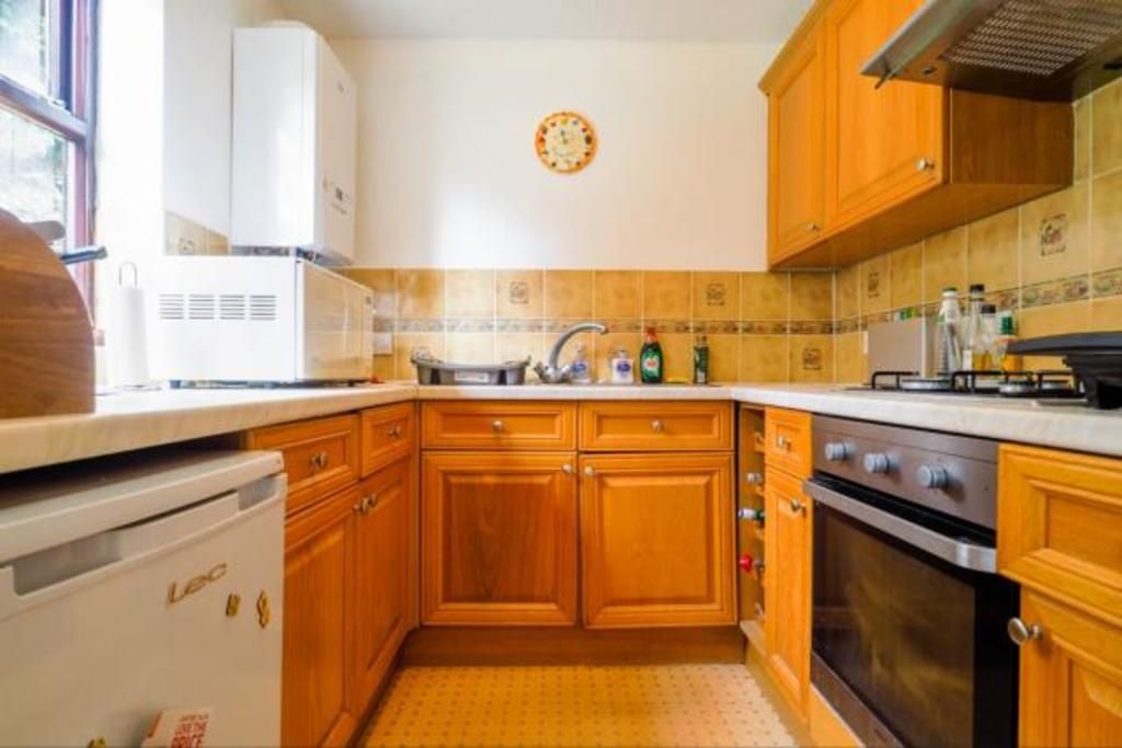 Property photo 2 of 6