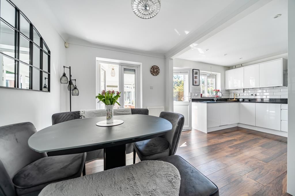 Property photo 2 of 24 Kitchen/Diner