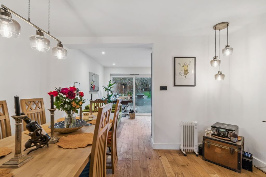 Property photo 2 of 24