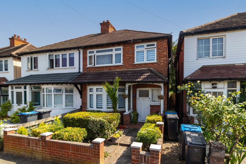 Property photo 1 of 15 External