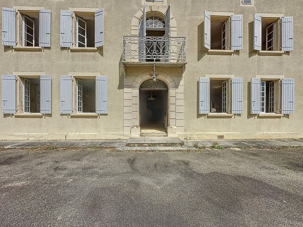 Property photo 2 of 26