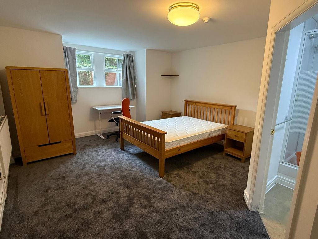 Property photo 1 of 7 P1