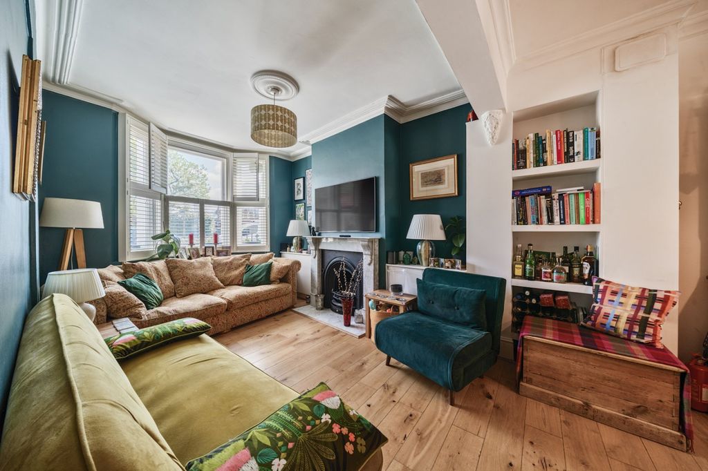 Property photo 2 of 17 Picture No. 06