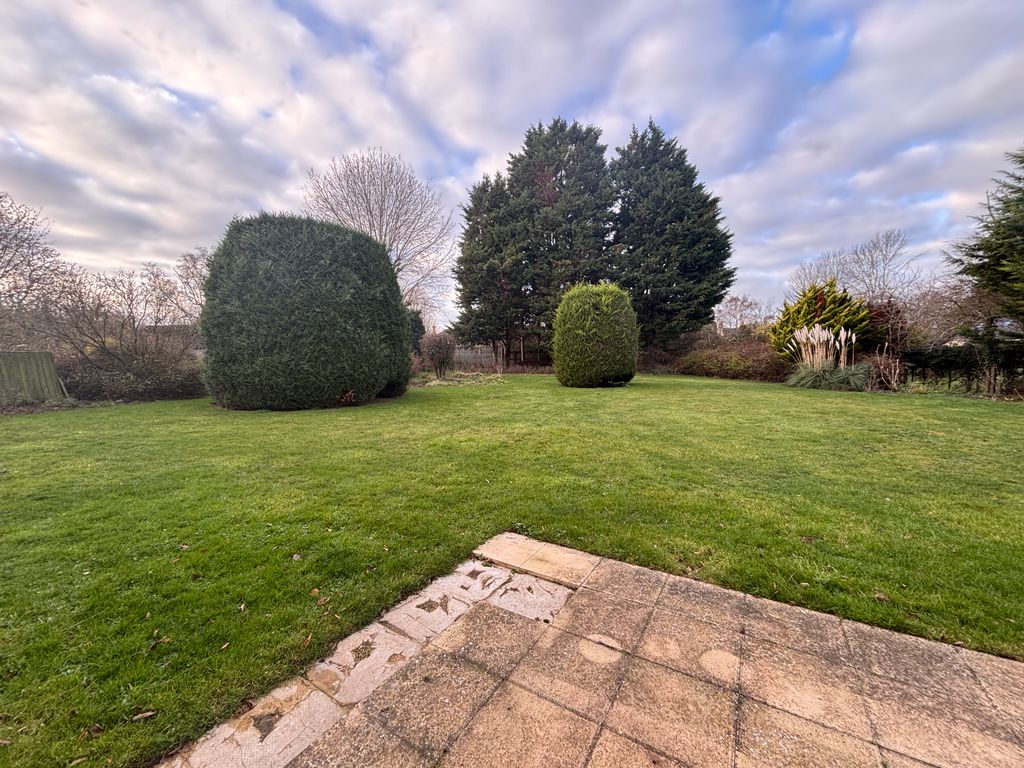 Additional image 12 of 3 bed detached house to rentCabbage Moor, Gt Shelford, Cambridge CB22