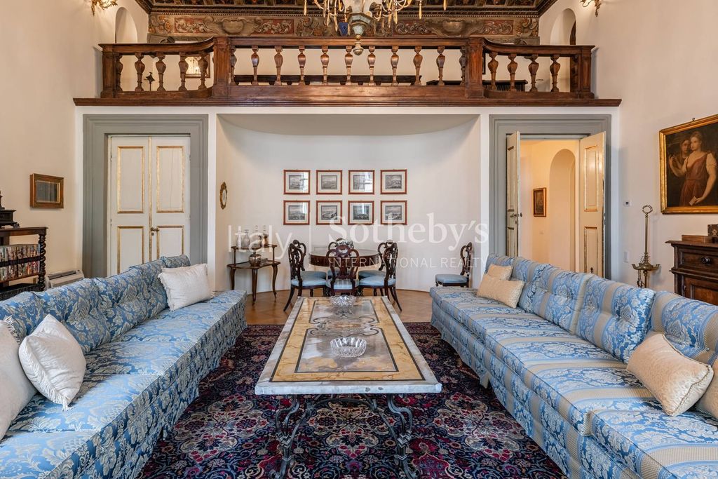 Property photo 2 of 30