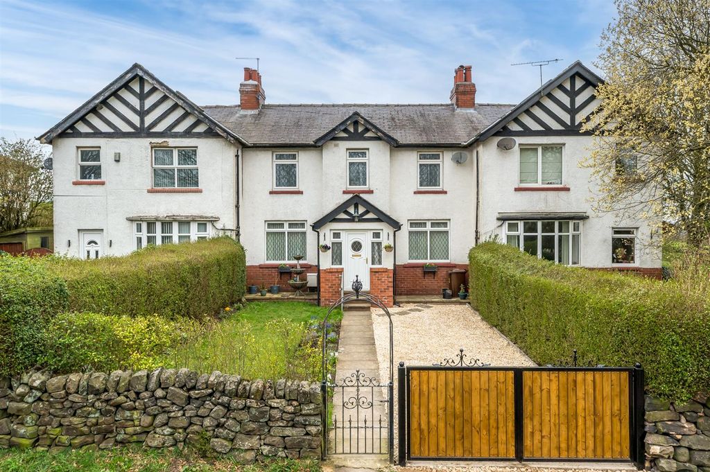 Property photo 1 of 35 Hillcrest