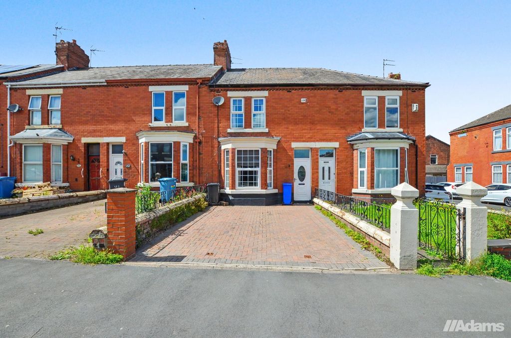 Property photo 1 of 31