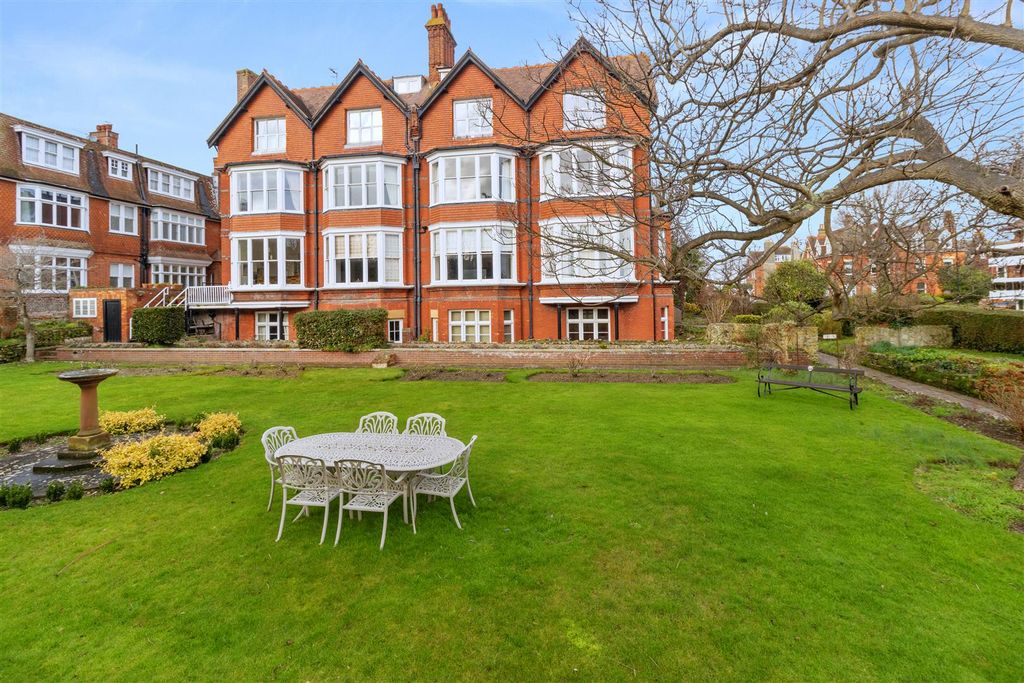 Property photo 1 of 17 Boyne House 2 - T.E_Img_0143.Jpg