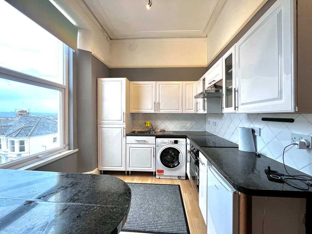 Property photo 3 of 8 Annex