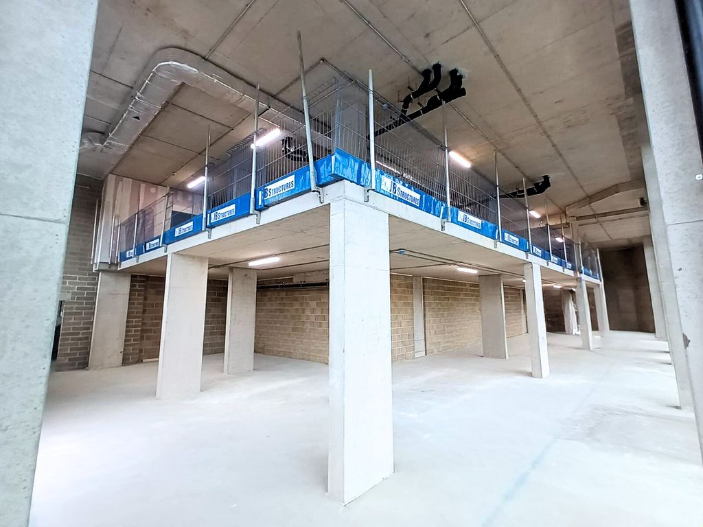 Property photo 2 of 6