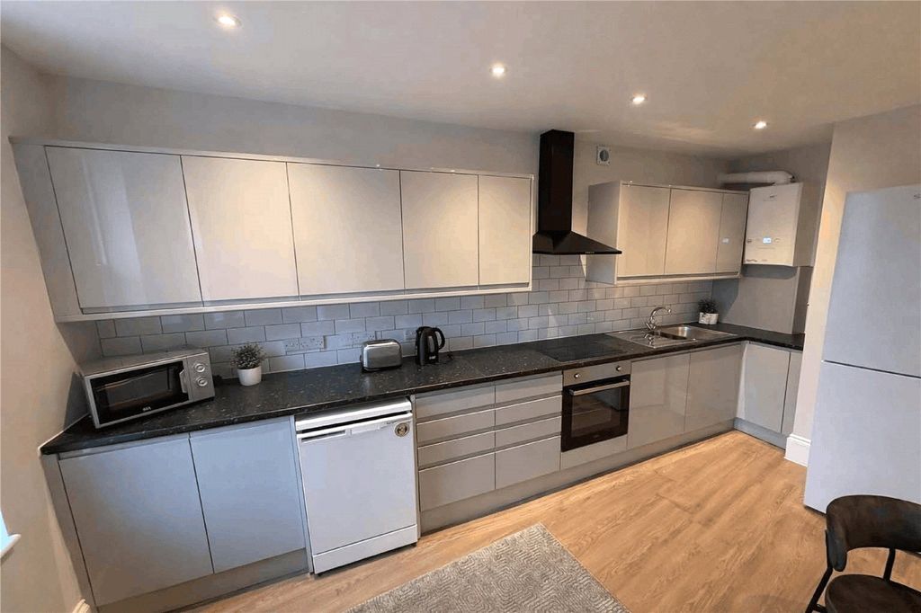 Property photo 1 of 13 Picture No. 05