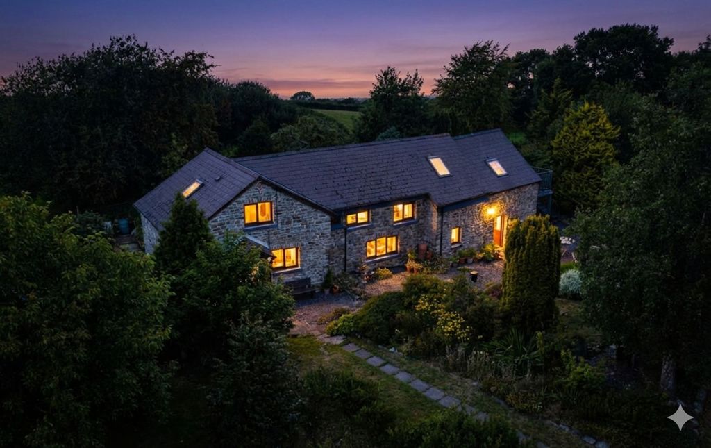 Property photo 1 of 35