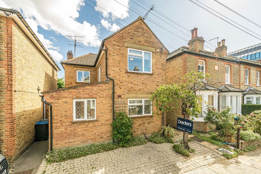 Property photo 1 of 7