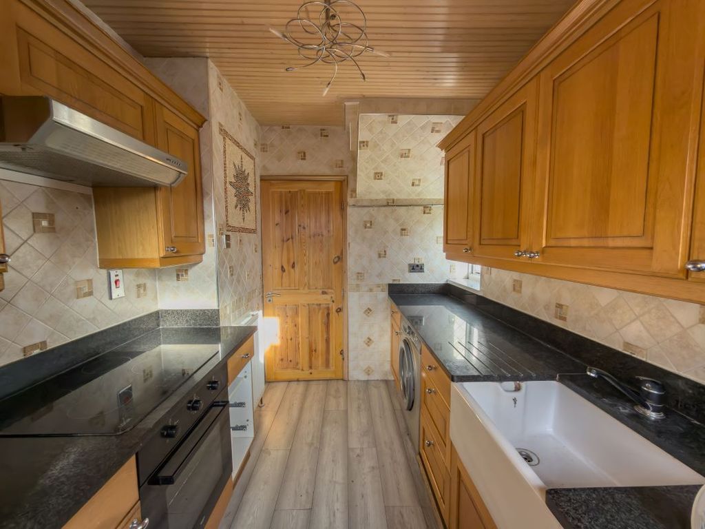 Property photo 3 of 10 Image 3