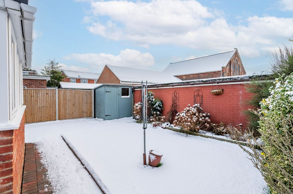 Property photo 2 of 13