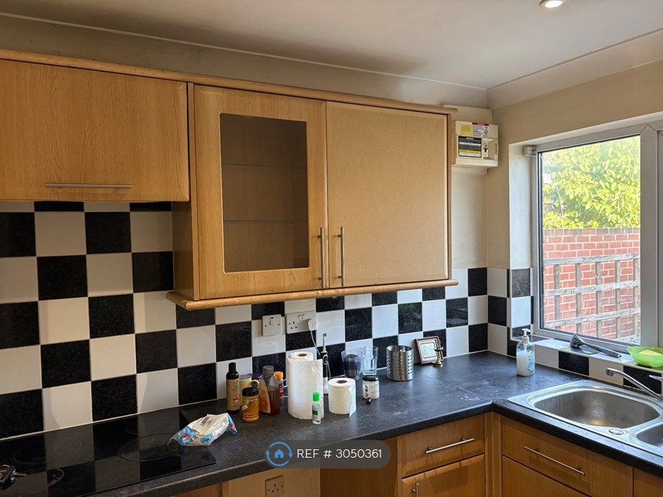 Property photo 3 of 4