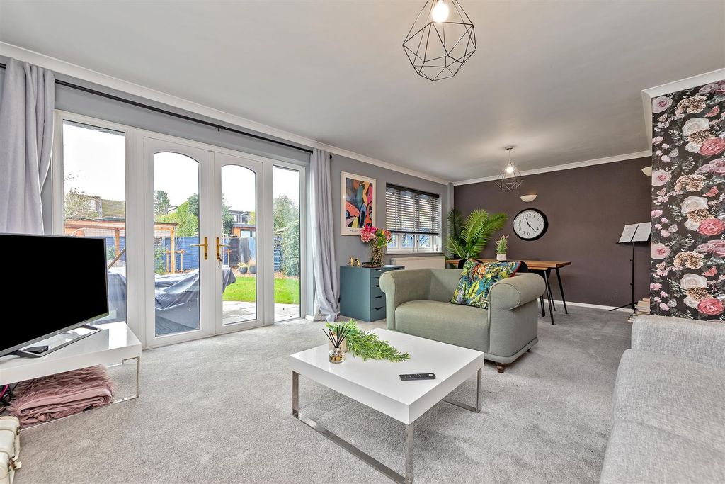 Property photo 3 of 30 48Tennysonroad-25.Jpg