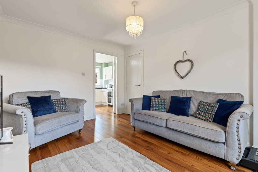 Property photo 3 of 13
